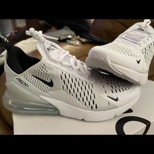 Brand new Nike air max 270‼️